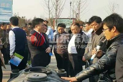 河南省領(lǐng)導(dǎo)蒞臨山東輝煌考察農(nóng)村旱廁改造項目